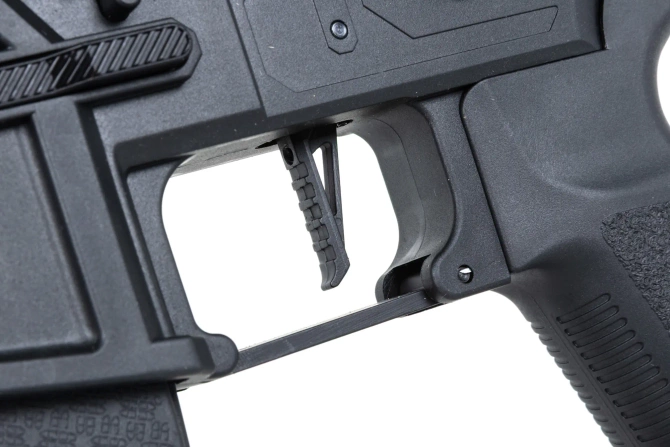 Karabinek ASG Specna Arms M4 SA-F05-RL FLEX™ Light Ops Stock/ New Receiver HAL ETU™ Gen. 2 Czarny