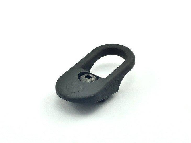 Uchwyt pasa nośnego do chwytów przednich typu MOE