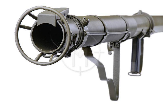 Replika granatnika M9A1 Bazooka - Apple Airsoft