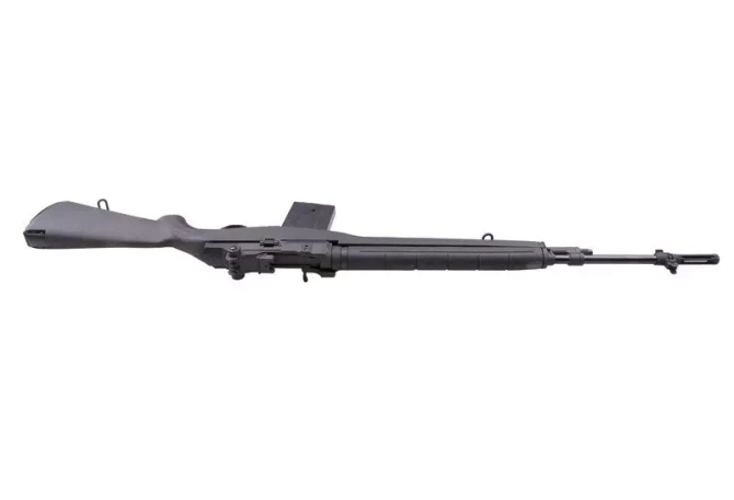 CM032 rifle replica - black