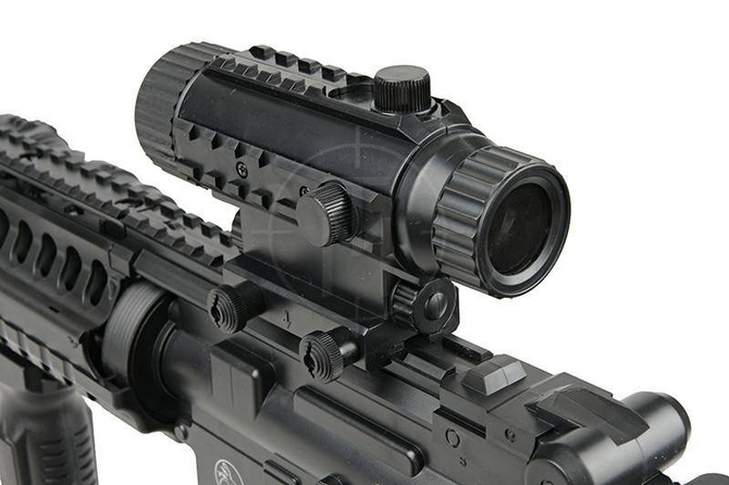 Replika karabinka Colt M4-A1 RIS WAR INC