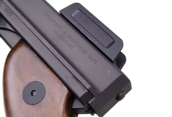 KA-AG-67 Thompson 1928 Chicago