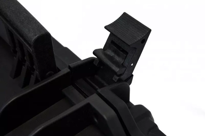 NP Large Hard Case - Black