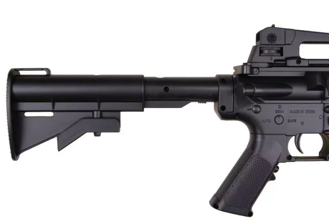 Replica of assault rifle 4 A1