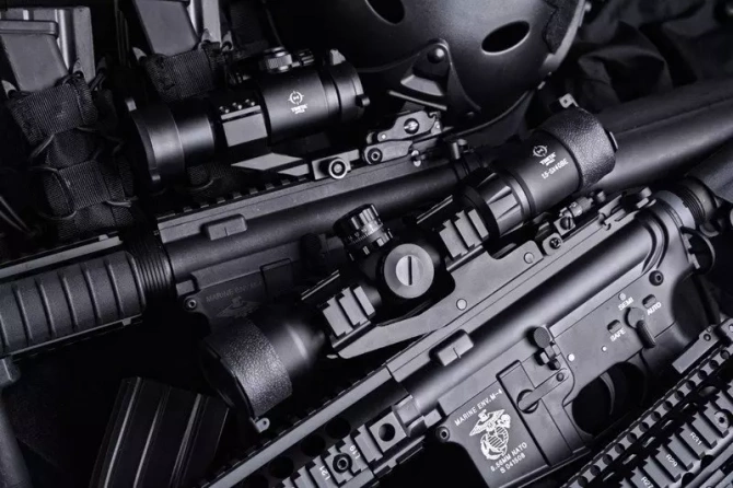 Battle Reflex Sight Replica - Tan