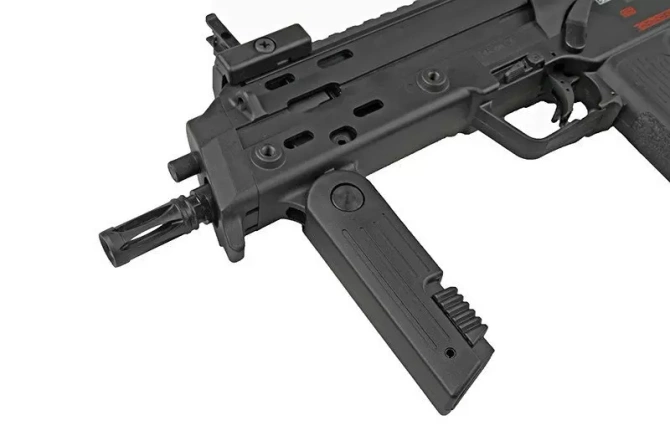 H&K MP7 A1 submachine gun replica