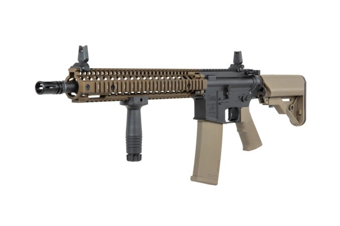 Karabinek ASG Specna Arms M4 Daniel Defense® MK18 SA-P26 Prime™ HAL™ ETU z silnikiem bezszczotkowym Chaos Bronze