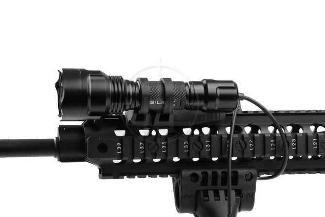 Latarka taktyczna C900 - G-LIGHT