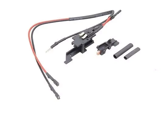 Kostka stykowa z łącznikiem oraz okablowaniem