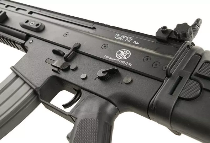 Replika karabinu szturmowego FN SCAR - L
