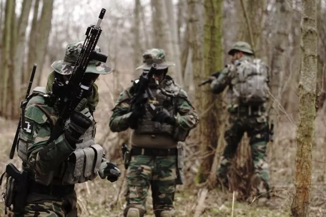 Komplet mundurowy Combat Uniform - woodland