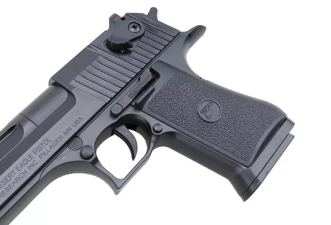 Desert Eagle 50AE pistol replica