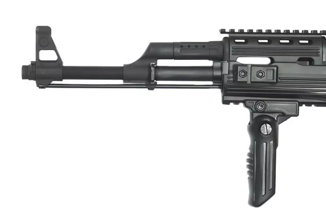 CM028U assault rifle replica