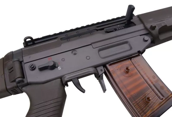 Replika karabinu ESG-553-STD