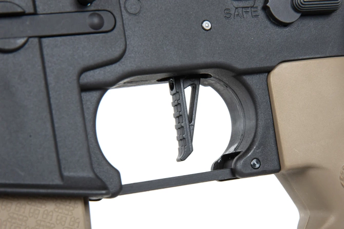 Karabinek M4 ASG Specna Arms SA-F09 FLEX™ HAL ETU™ Half-Tan