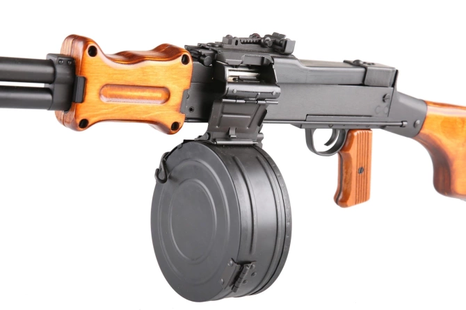 Replika karabinu maszynowego RPD