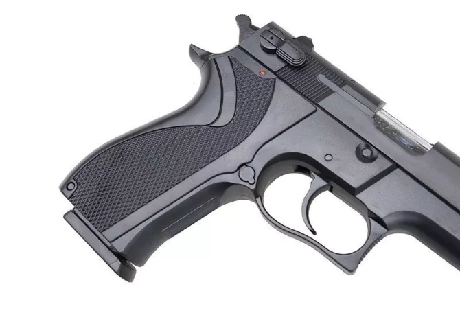 GGH9501 Gas Powered Pistol Replica