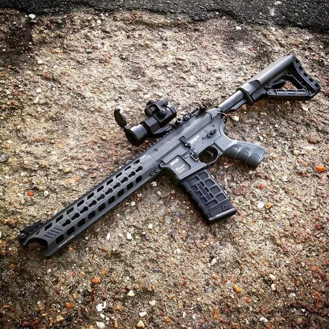 GC16 Predator Battleship Assault Rifle Replica