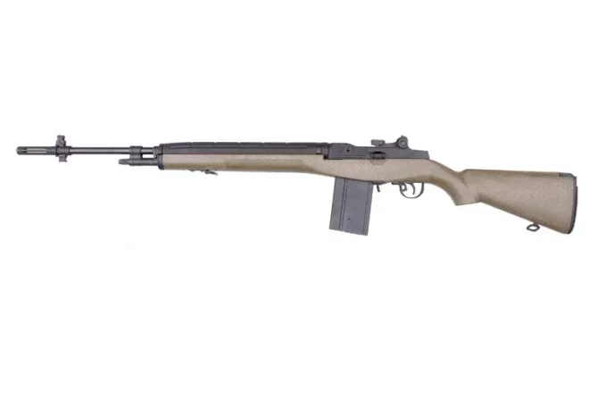 CM032 rifle replica - olive