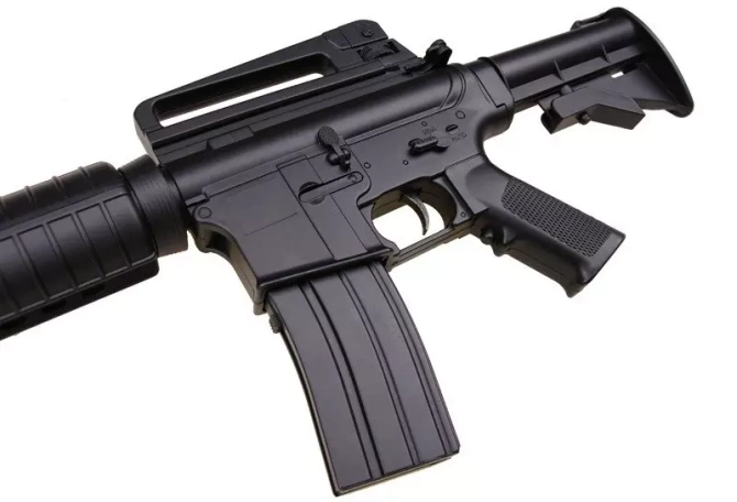 Replica of assault rifle 4 A1