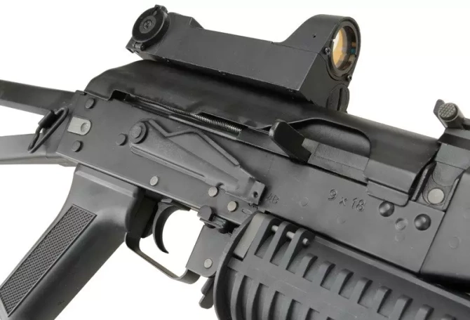 Replika pistoletu maszynowego PP-19 Bizon-2 z tłumikiem i kolimatorem