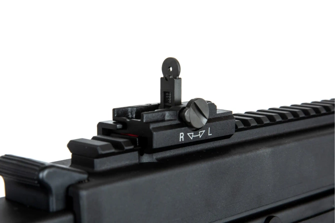 Replika karabinu maszynowego H&K MG4