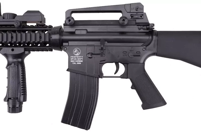 Replika elektryczna karabinka Colt M4A1 RIS