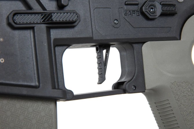 Karabinek ASG Specna Arms SA-F05-RL FLEX™ Light Ops Stock/ New Receiver HAL ETU™ Oliwkowy