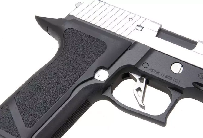 Replika Biohazard Sentinel Nine - Leon Model