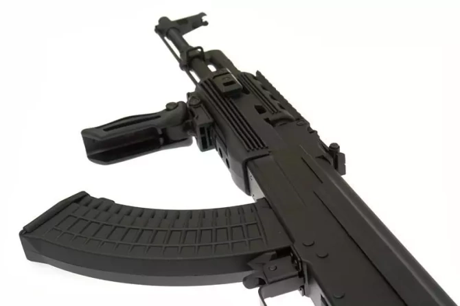 CM028C Tactical assault rifle replica