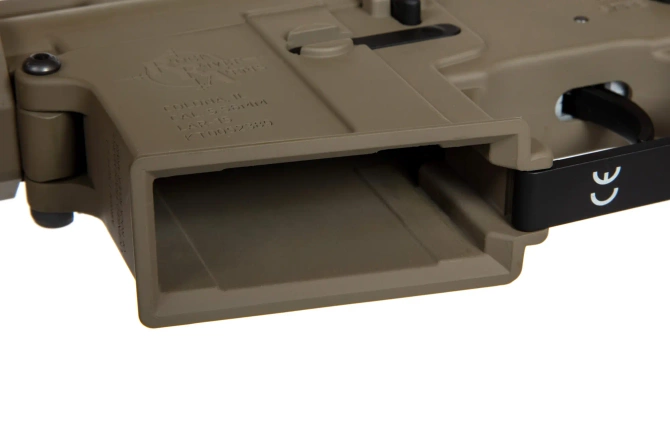 SA-E07 EDGE™ Light Ops Stock HAL2 ™ Full Tan Carbine Replica