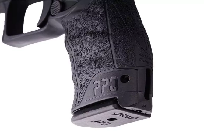Replika pistoletu Walther PPQ M2