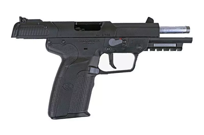 Replika pistoletu Five-Seven