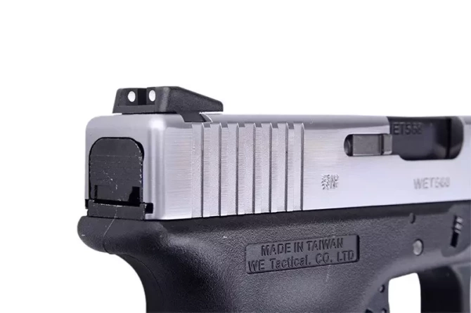 Replika pistoletu gazowego G34 Gen 3 - srebrna