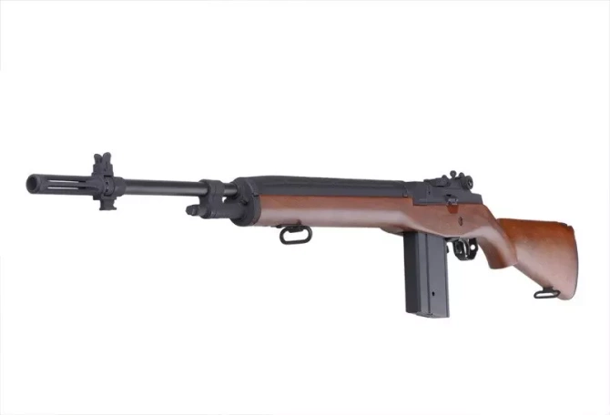 CM032 airsoft rifle - wooden style