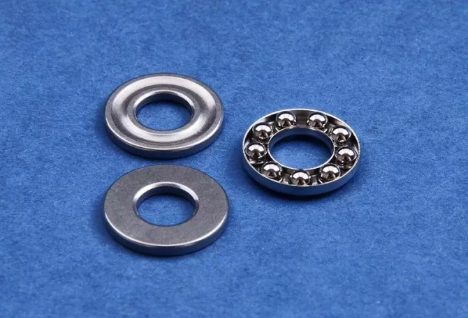 Aluminium piston head with bearing - GUARDER