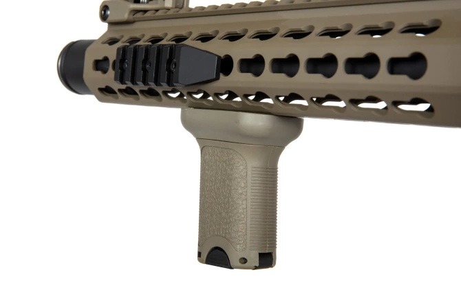 Replika karabinka SA-E07 EDGE™ Light Ops Stock HAL2 ™ Full Tan