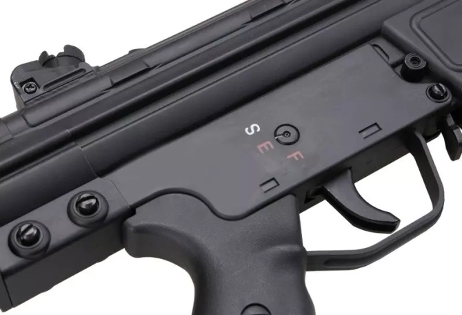 Replika karabinu JG112